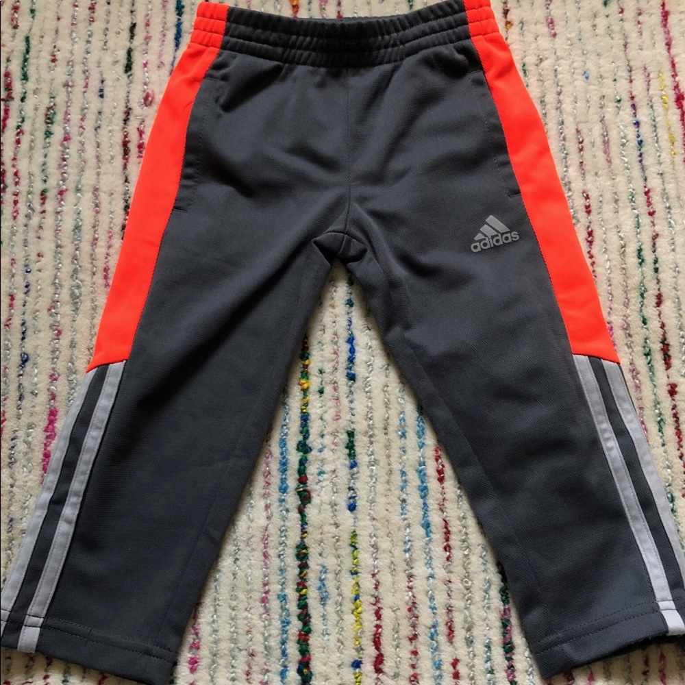 (Excellent used condition) Adidas warm-up pants
